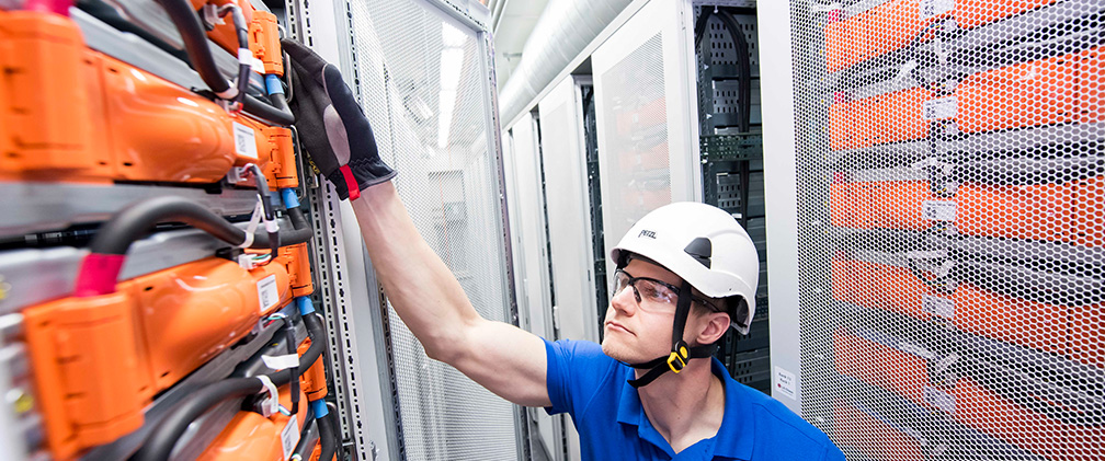 NextEra Energy Resources employee working Energy Storage System NextEra Energy Resources employee working Energy Storage System