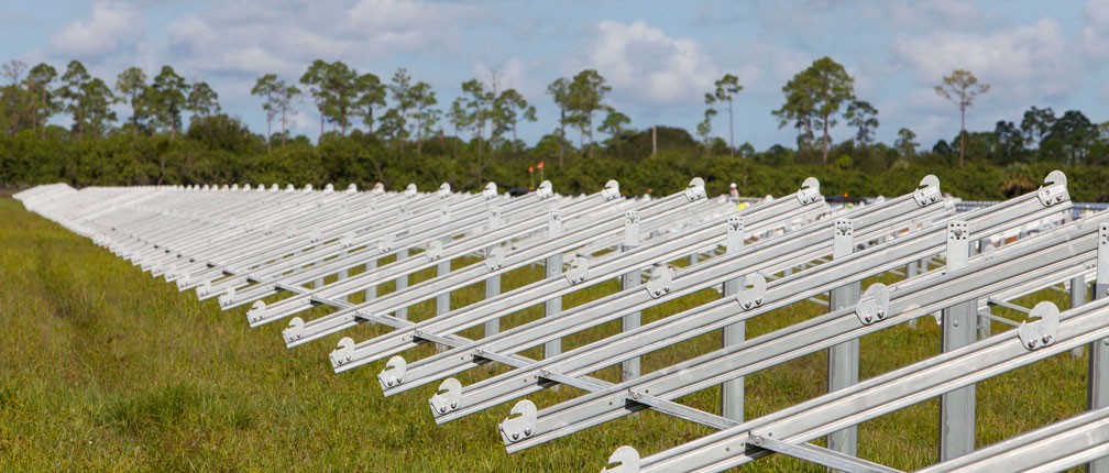 Solar structure being decomissioned